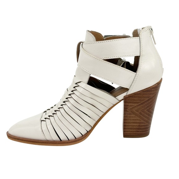 Gianni Bini Cream Leather Caged Ankle Booties cutout Pointed Toe Block Heel 6M